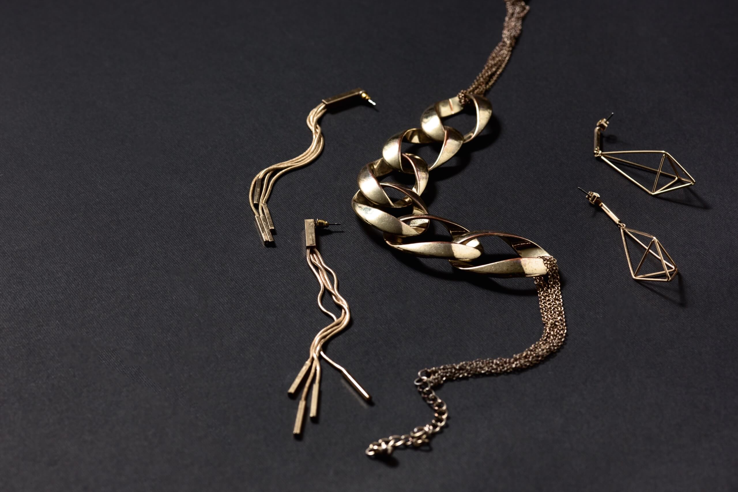 Points importants a prendre en compte lors de lachat de bracelets en or scaled | The Luxury Box