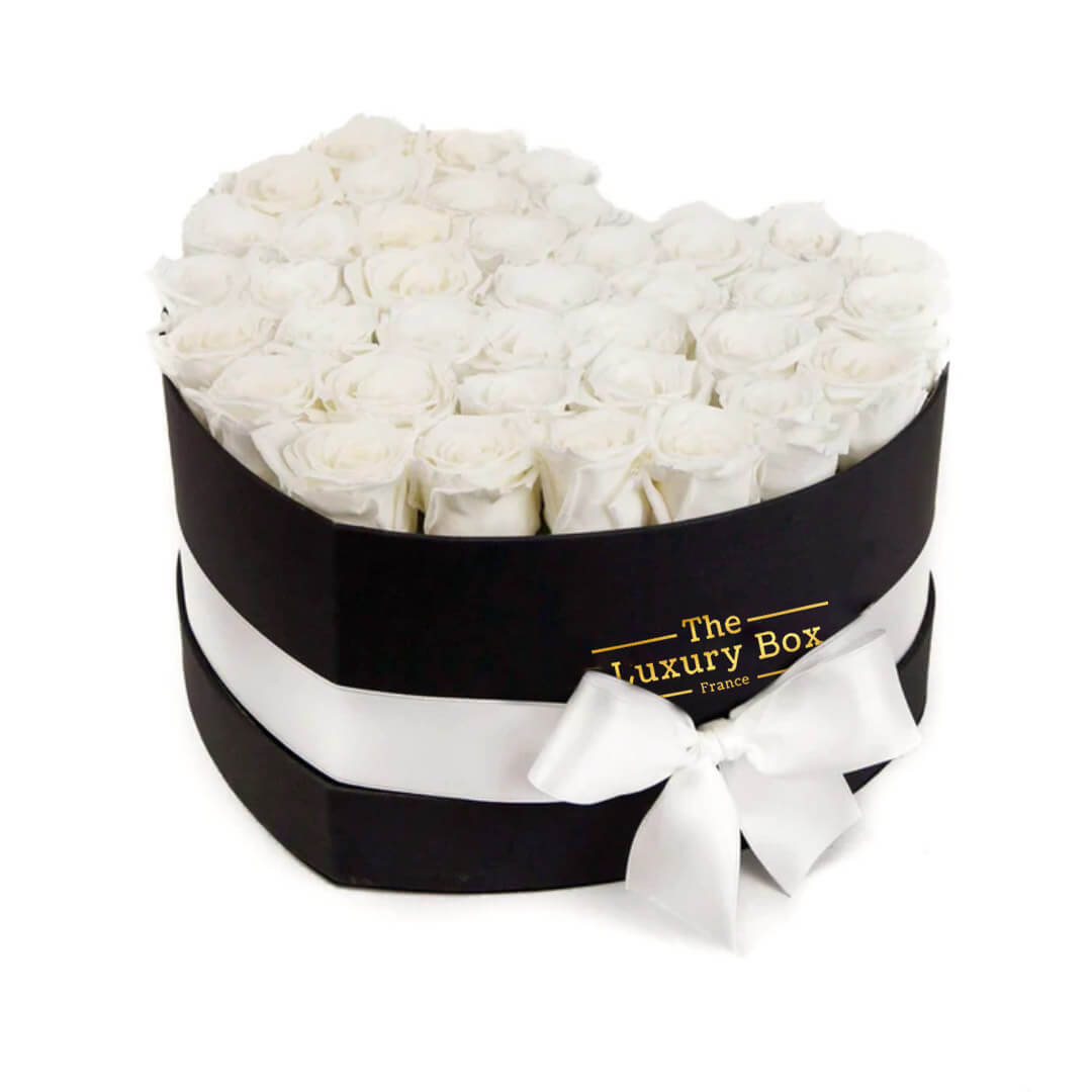 Commander/Acheter un coeur de roses éternelles de la boutique en ligne The Luxury Box