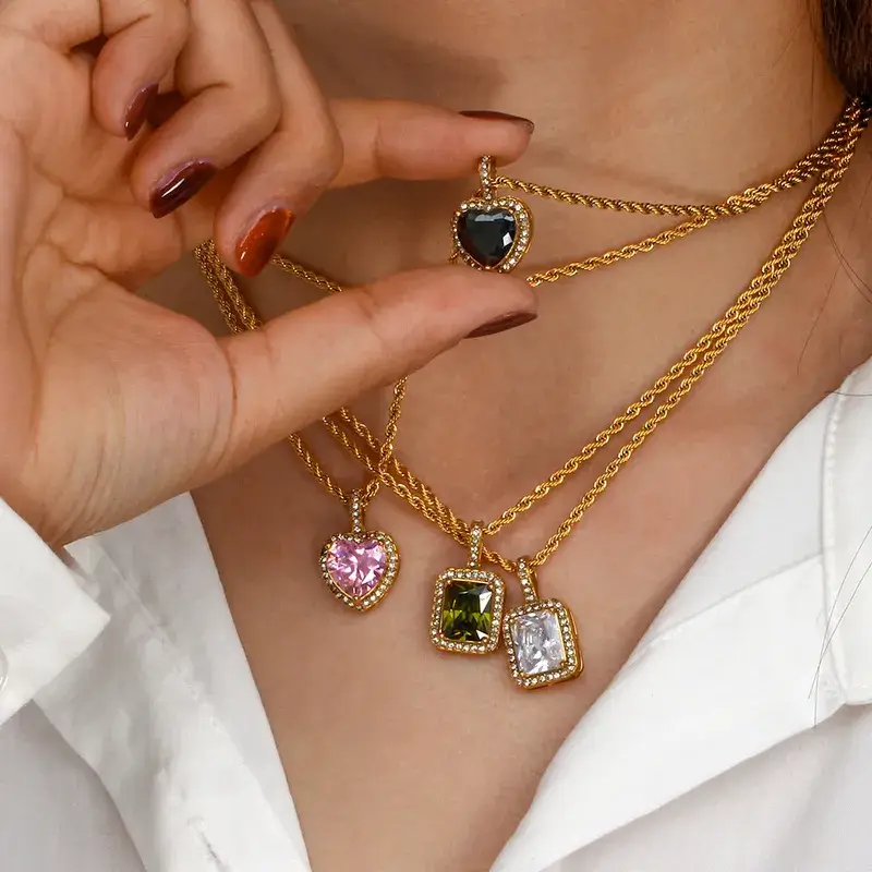 Mode Carr Forme De C ur Acier Inoxydable Collier Zircon Incrust Acier Inoxydable Colliers | The Luxury Box