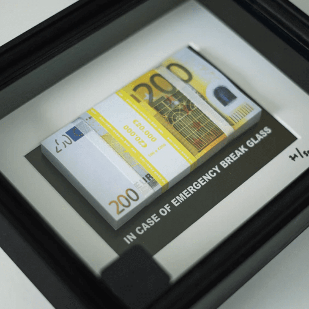 EMERGENCY E200 FRAME SERIES 2 1 | The Luxury Box